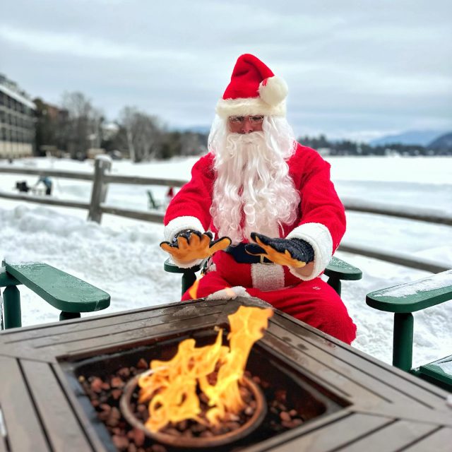 From sleigh rides to fireside breaks - Santa’s doing winter right. 🔥🎅🏻

Visit the Golden Arrow for fireside moments, all season long.

#lakeplacid #winter #santa #lakeside #resort
Golden Arrow Lakeside Resort | Lake Placid, NY | Winter Vacation