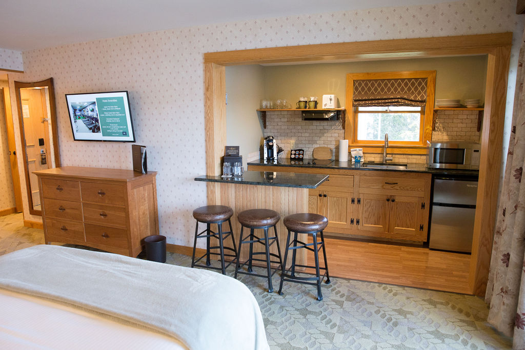 Windfall 201 suite kitchen and breakfast bar
