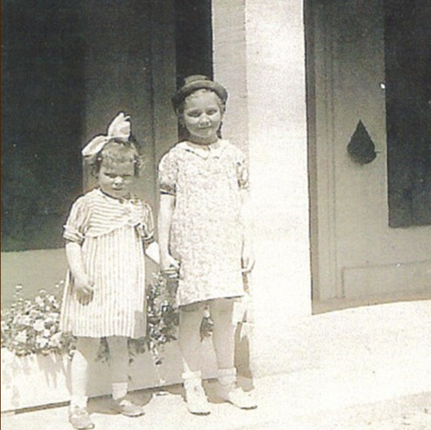 4 year old Stefani with her sister Friedhilde