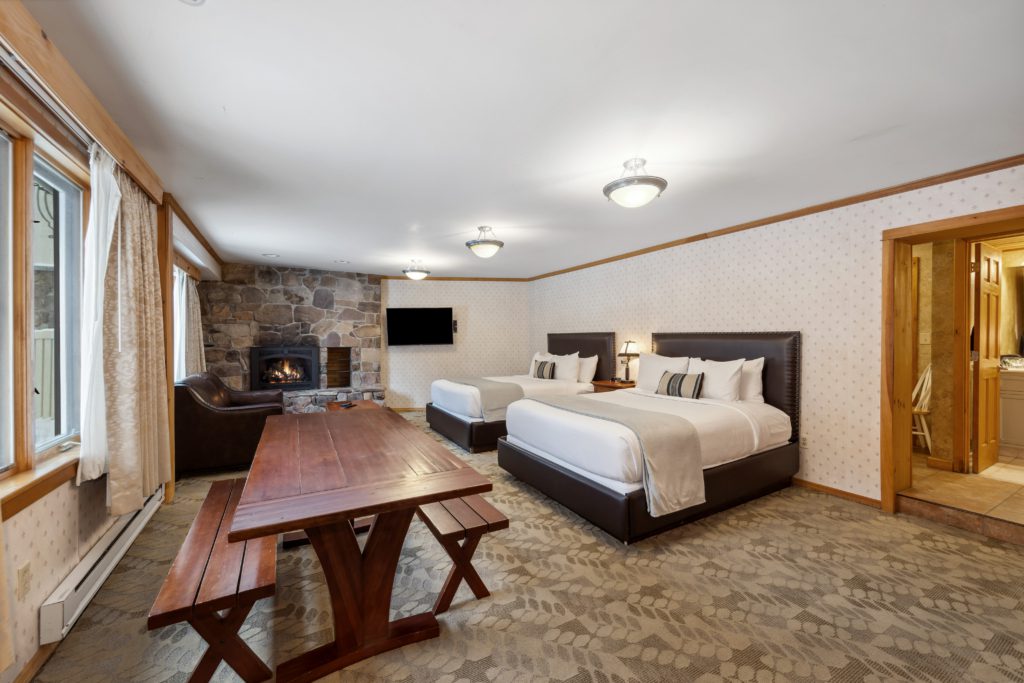Cascade Suite with fireplace