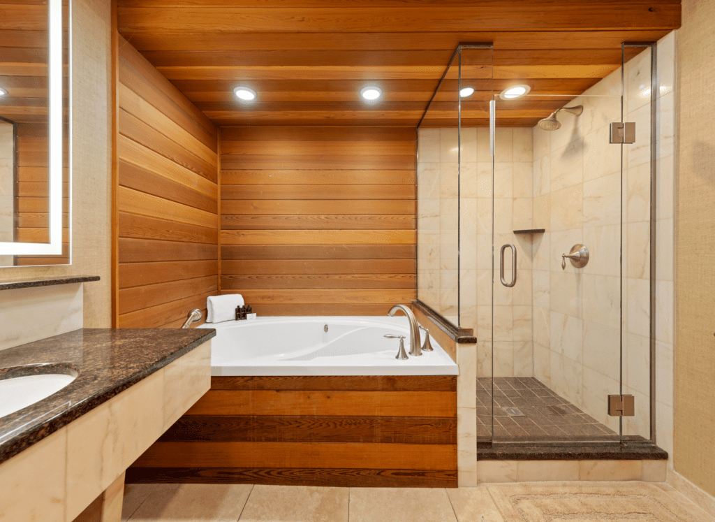 The Golden Arrow offers a number of specialty rooms with oversized whirlpool tubs